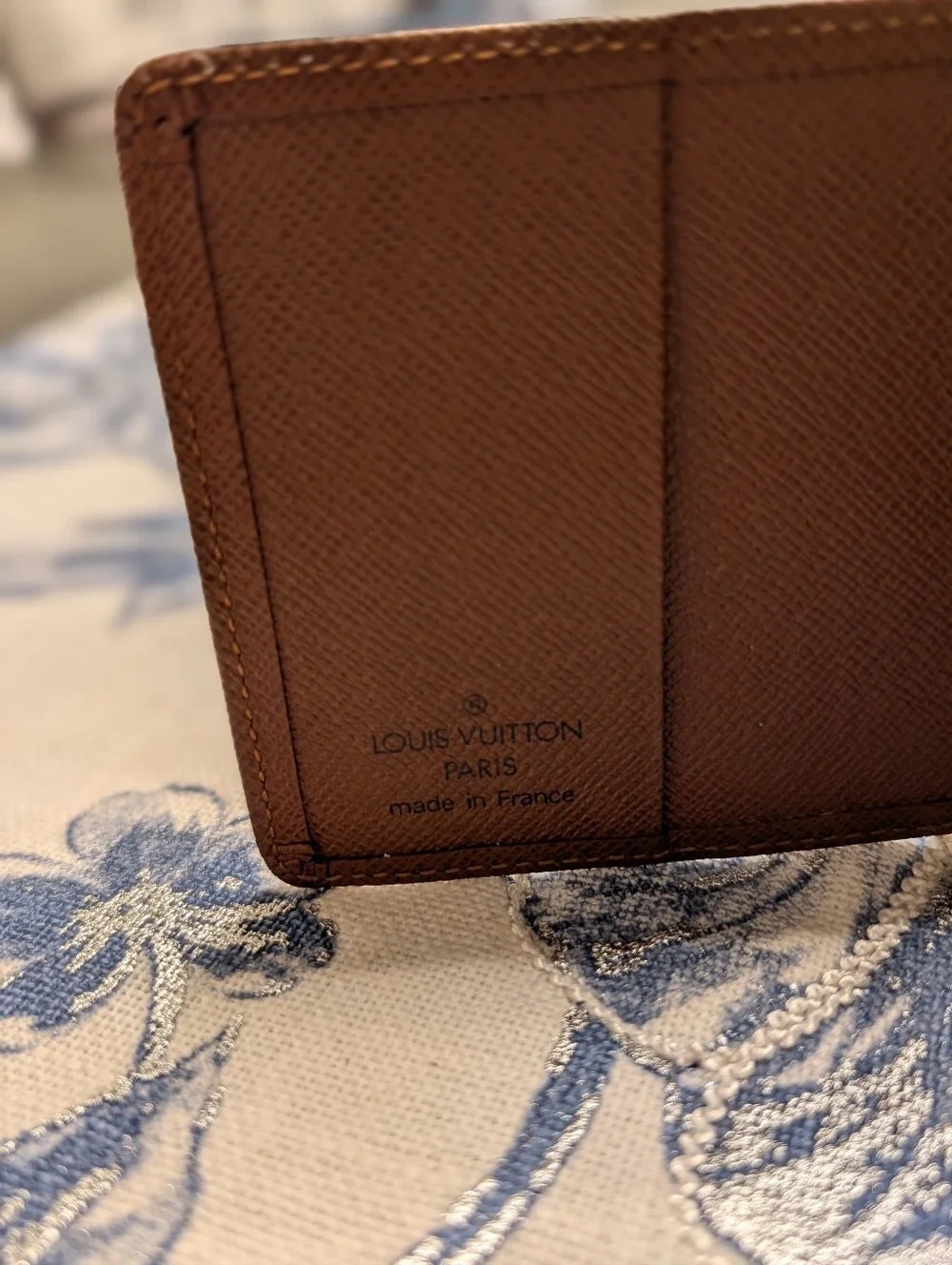 Authentic Vintage Louis Vuitton Taiga Leather Card Holder In Brown Unisex